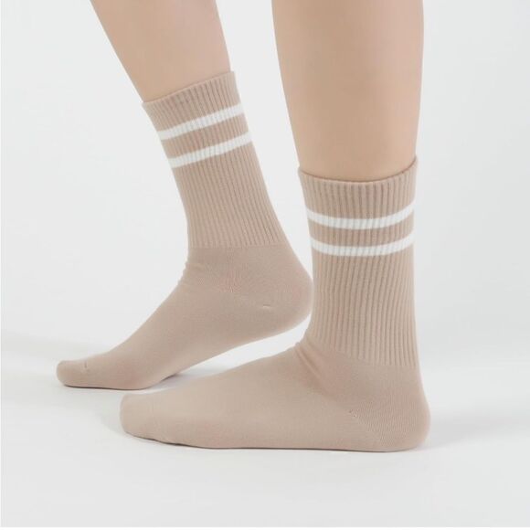 Color Stripe Sock Set - Picture 6 of 9